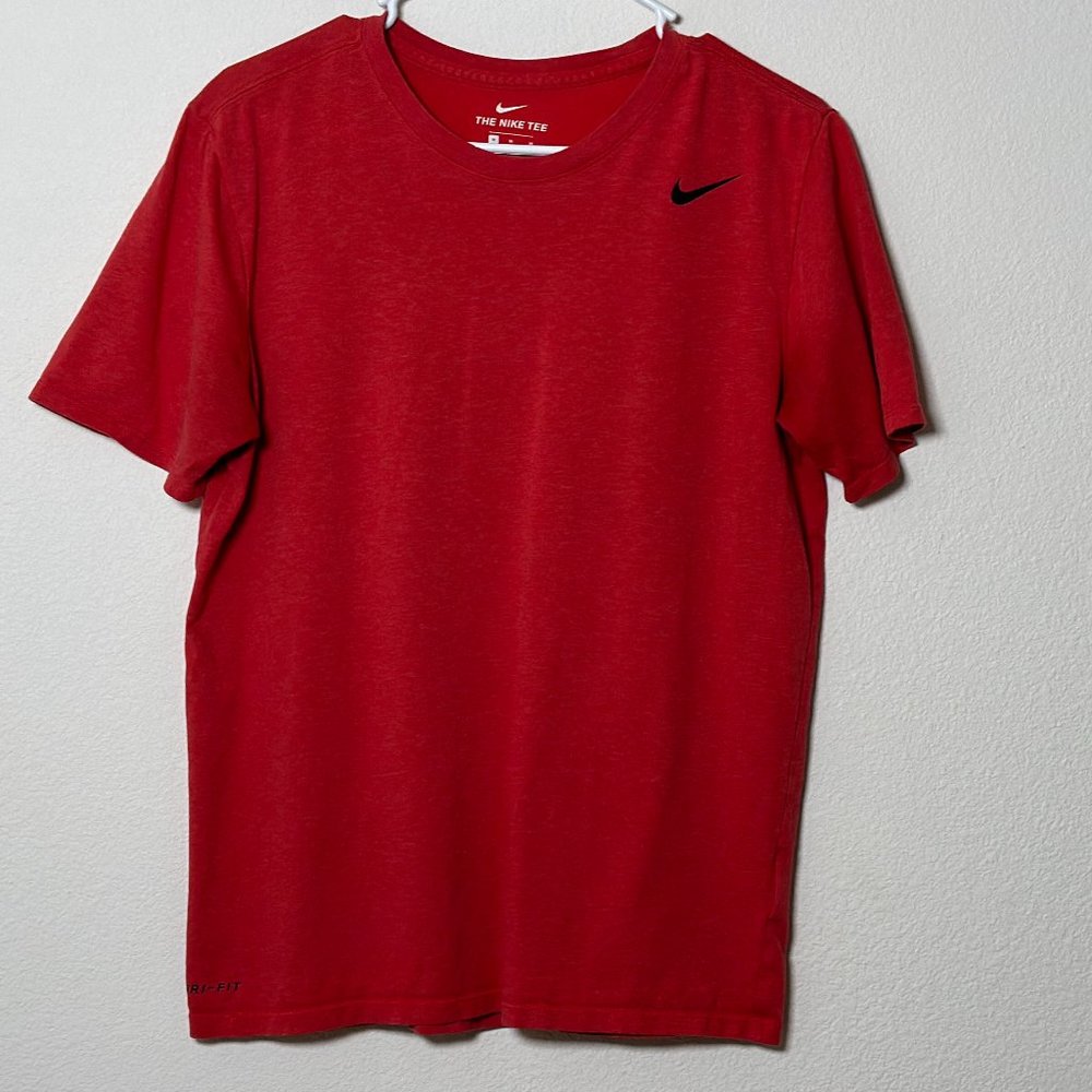 Nike Mens dri fit red Shirt